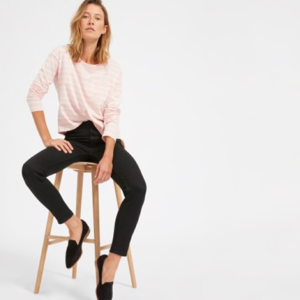 Everlane long-sleeve box cut pocket tee